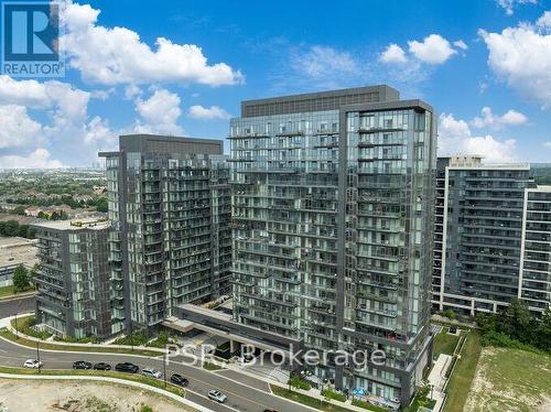 704 - 20 Gatineau Drive E, Vaughan, ON - Outdoor With View