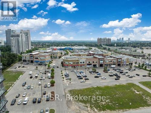 704 - 20 Gatineau Drive E, Vaughan, ON - Outdoor With View