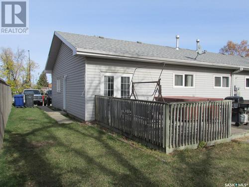 804 - 806 9Th Avenue W, Nipawin, SK - Outdoor With Exterior