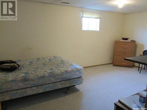 804 - 806 9Th Avenue W, Nipawin, SK - Indoor Photo Showing Bedroom