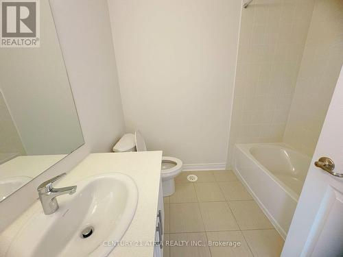 96 Robert Eaton Avenue, Markham, ON - Indoor Photo Showing Bathroom