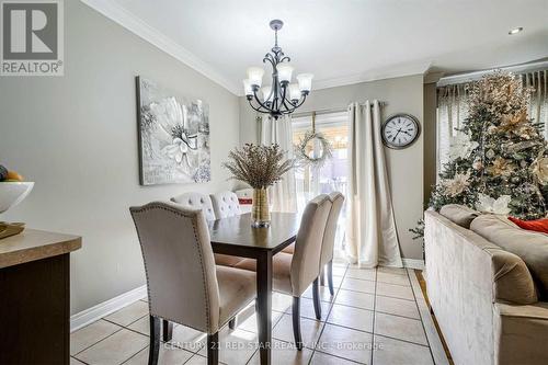 6708 Opera Glass Crescent, Mississauga, ON - Indoor Photo Showing Dining Room