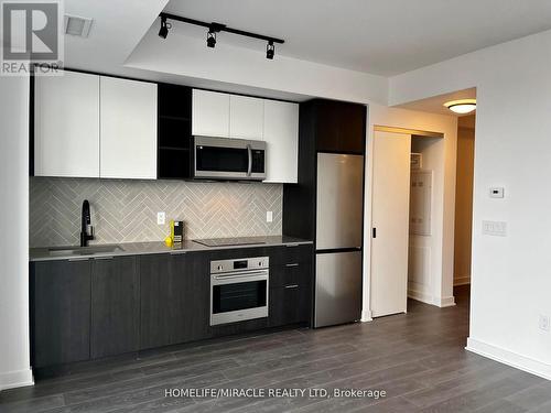 3010 - 36 Zorra Street, Toronto, ON - Indoor Photo Showing Kitchen