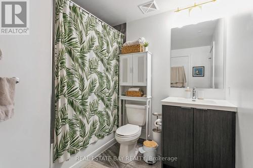 413 - 60 George Butchart Drive, Toronto, ON - Indoor Photo Showing Bathroom