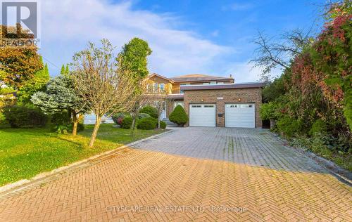 1548A Carolyn Road, Mississauga, ON - Outdoor