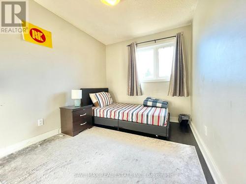 103 Chalfield Lane, Mississauga, ON - Indoor Photo Showing Bedroom