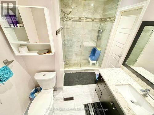 103 Chalfield Lane, Mississauga, ON - Indoor Photo Showing Bathroom