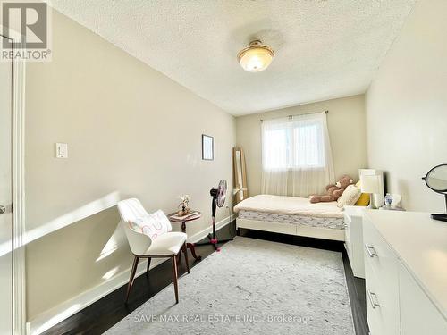 103 Chalfield Lane, Mississauga, ON - Indoor Photo Showing Bedroom