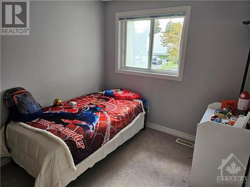 3rd bedroom - 76 B Seyton Drive Unit#B, Ottawa, ON - Indoor Photo Showing Bedroom