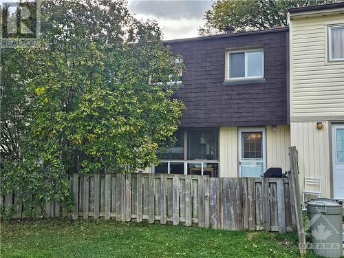 back of the house - 76 B Seyton Drive Unit#B, Ottawa, ON - Outdoor