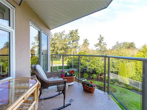 307-1085 Tillicum Rd, Esquimalt, BC - Outdoor With Balcony With Exterior