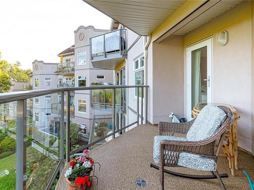 307-1085 Tillicum Rd, Esquimalt, BC - Outdoor With Balcony With Exterior