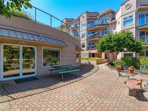 307-1085 Tillicum Rd, Esquimalt, BC - Outdoor With Balcony