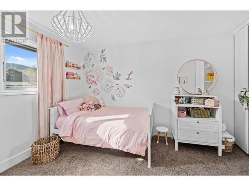 1706 Clifford Avenue, Kamloops, BC - Indoor Photo Showing Bedroom