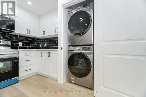 Bsmt - 190 Manly Lane, Milton, ON - Indoor Photo Showing Laundry Room