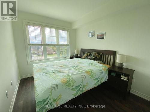 30 - 2199 Lillykin Street, Oakville, ON - Indoor Photo Showing Bedroom