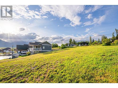 1016 Purcell Crescent, Creston, BC 