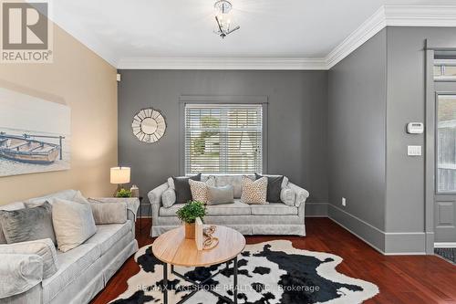 159 Albert Street, Cobourg, ON - Indoor Photo Showing Living Room