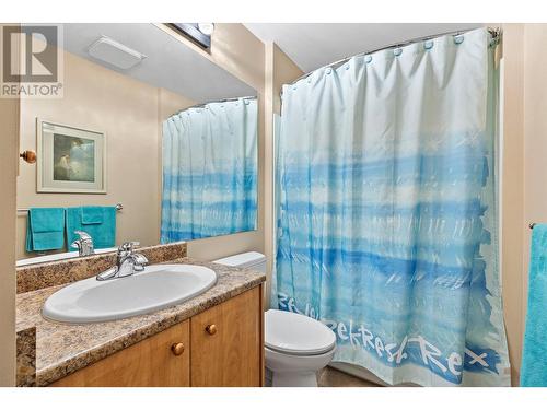 4630A Ponderosa Drive Unit# 102, Peachland, BC - Indoor Photo Showing Bathroom