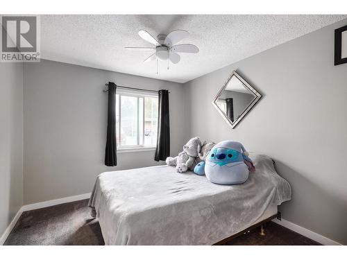 875 Badke Road Unit# 120, Kelowna, BC - Indoor Photo Showing Bedroom