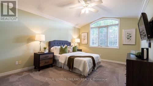 1174 Aintree Road, London, ON - Indoor Photo Showing Bedroom