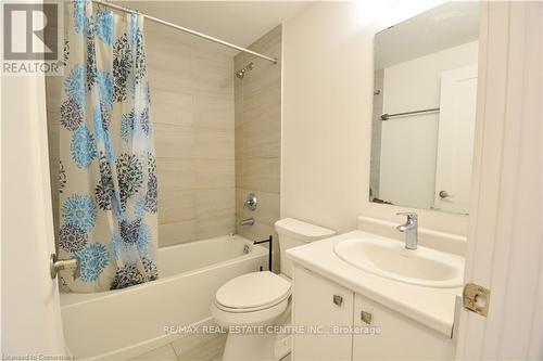 D1 - 10 Palace Street, Kitchener, ON - Indoor Photo Showing Bathroom