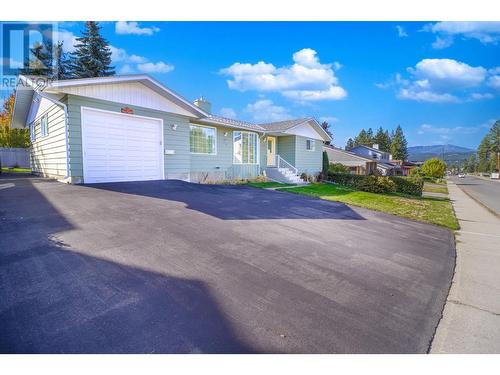 2813 2Nd  Street, Cranbrook, BC - Outdoor