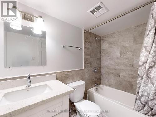 1714 - 100 Wingarden Court, Toronto, ON - Indoor Photo Showing Bathroom