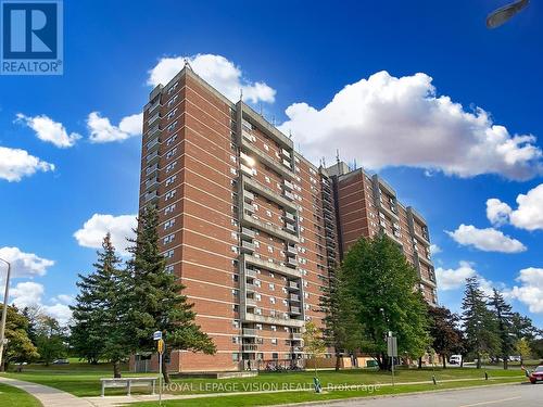 1714 - 100 Wingarden Court, Toronto, ON - Outdoor With Facade