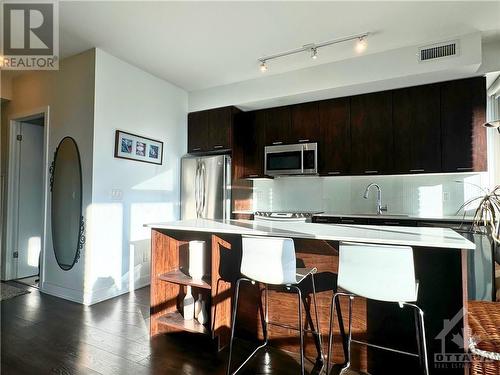 169 Fort York Boulevard Unit#706, Toronto, ON - Indoor Photo Showing Kitchen With Stainless Steel Kitchen