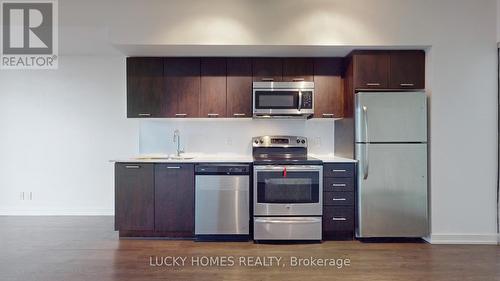 703 - 2212 Lake Shore Boulevard W, Toronto, ON - Indoor Photo Showing Kitchen