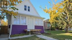 1836 Wallace STREET  Regina, SK S4N 3Z9