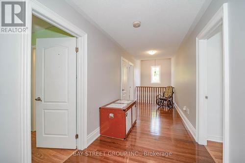 10 Morland Crescent, Aurora, ON - Indoor Photo Showing Other Room