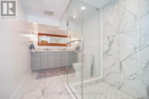 10 Morland Crescent, Aurora, ON - Indoor Photo Showing Bathroom