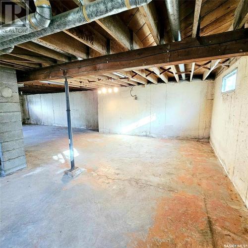 1123 Broadview Road, Esterhazy, SK - Indoor Photo Showing Basement