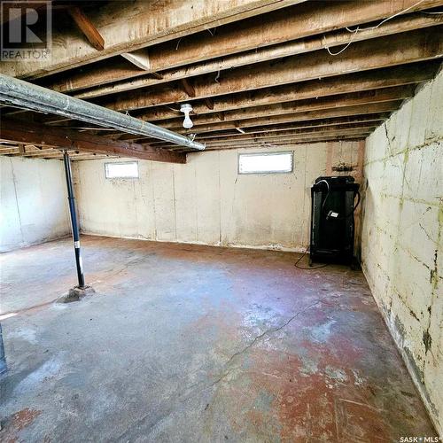 1123 Broadview Road, Esterhazy, SK - Indoor Photo Showing Basement