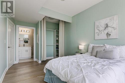 305 - 89 South Town Centre Boulevard, Markham, ON - Indoor Photo Showing Bedroom