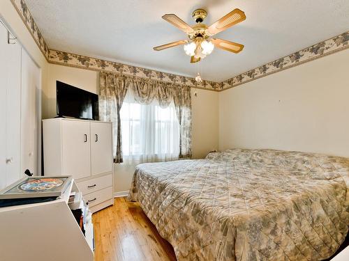 Chambre Ã  coucher principale - 13  - 15 Rue Hall, Sherbrooke (Fleurimont), QC - Indoor Photo Showing Bedroom