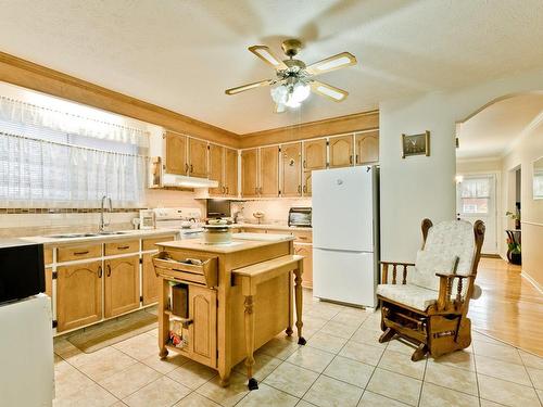 Cuisine - 13  - 15 Rue Hall, Sherbrooke (Fleurimont), QC - Indoor Photo Showing Kitchen With Double Sink