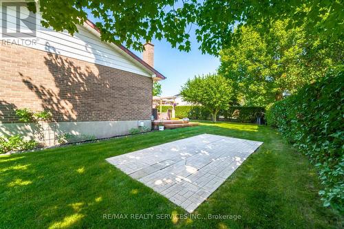 195 Elmwood Road, Oakville, ON - Outdoor