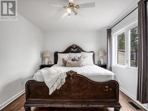 22 De Marco Boulevard, Toronto, ON - Indoor Photo Showing Bedroom