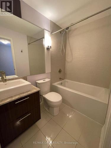 708 - 8 Mercer Street, Toronto, ON - Indoor Photo Showing Bathroom