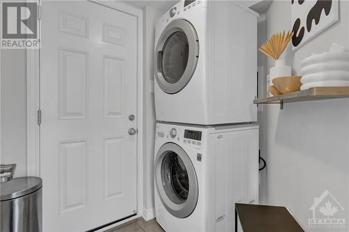 320 Willow Aster Circle, Ottawa, ON - Indoor Photo Showing Laundry Room