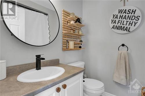 320 Willow Aster Circle, Ottawa, ON - Indoor Photo Showing Bathroom