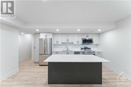 120 Glynn Avenue Unit#B, Ottawa, ON - Indoor Photo Showing Kitchen With Stainless Steel Kitchen With Upgraded Kitchen