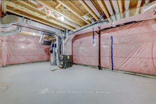 1213 Drinkle Cres, Oshawa, ON - Indoor Photo Showing Basement