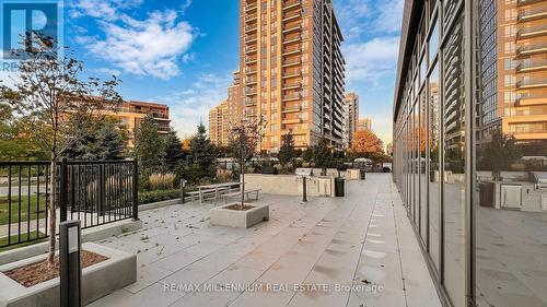 1709 - 20 Gatineau Drive, Vaughan, ON - Outdoor