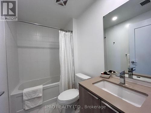 1404 - 65 Annie Craig Drive, Toronto, ON - Indoor Photo Showing Bathroom