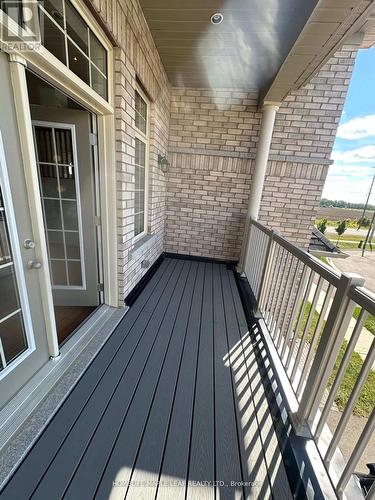 91 Robert Wilson Crescent, Georgina, ON - Outdoor With Balcony With Exterior