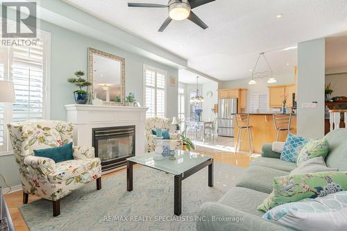 3604 Emery Drive, Mississauga, ON - Indoor Photo Showing Living Room With Fireplace